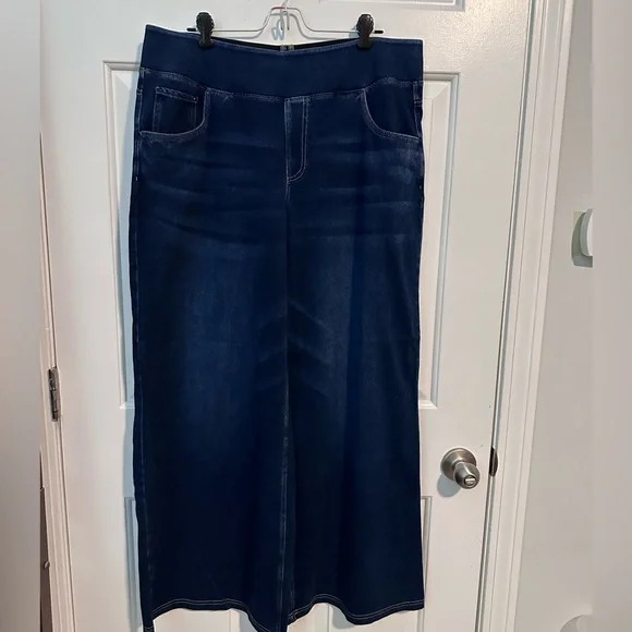 Halara Flex™ High Waisted Pockets
Baggy Wide Leg Washed Casual - Picture 2 of 4